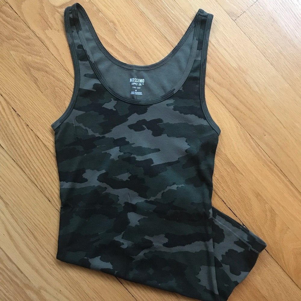 Camouflage Tank